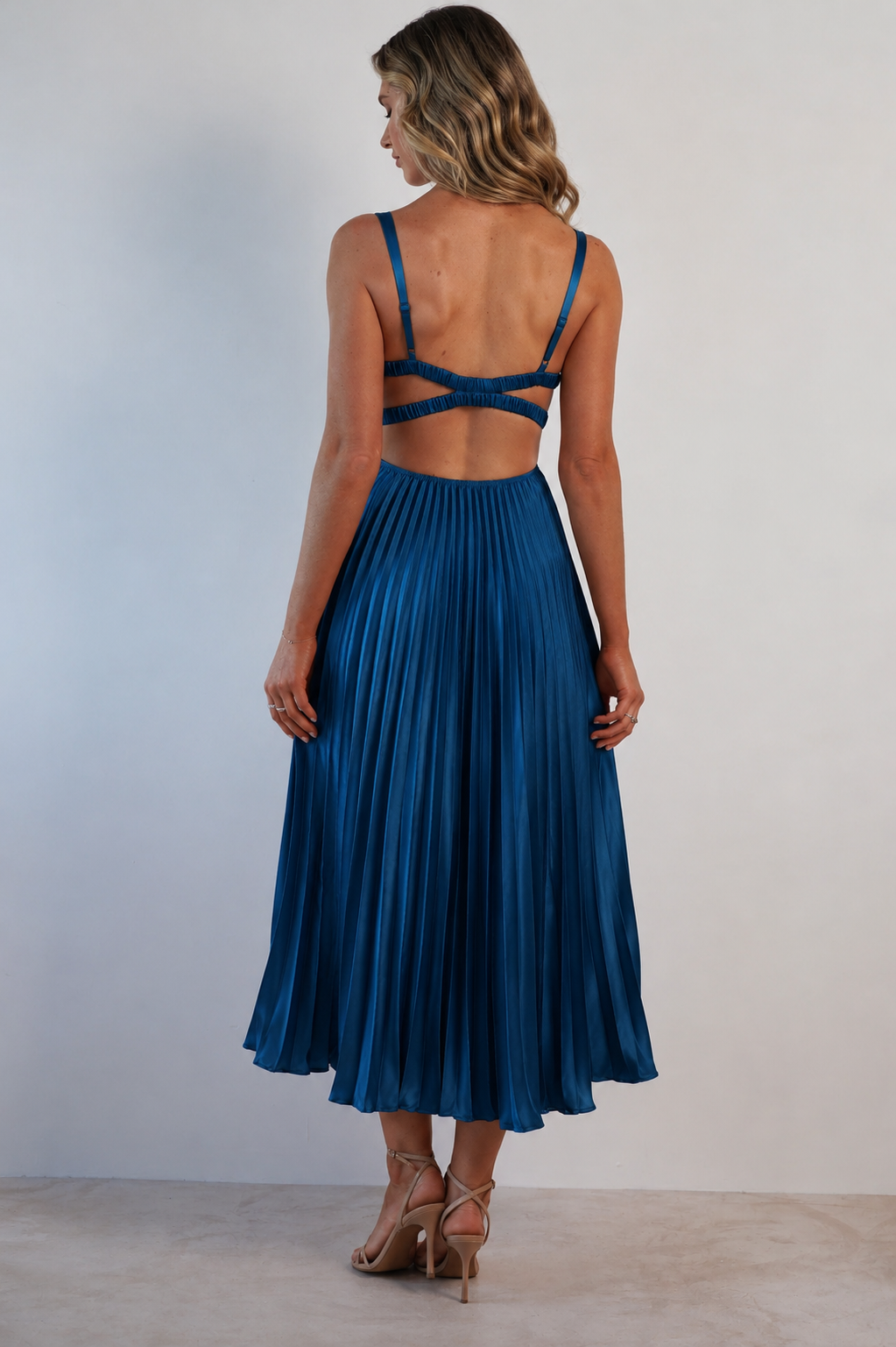 Veloria - Robe maxi plissée fluide