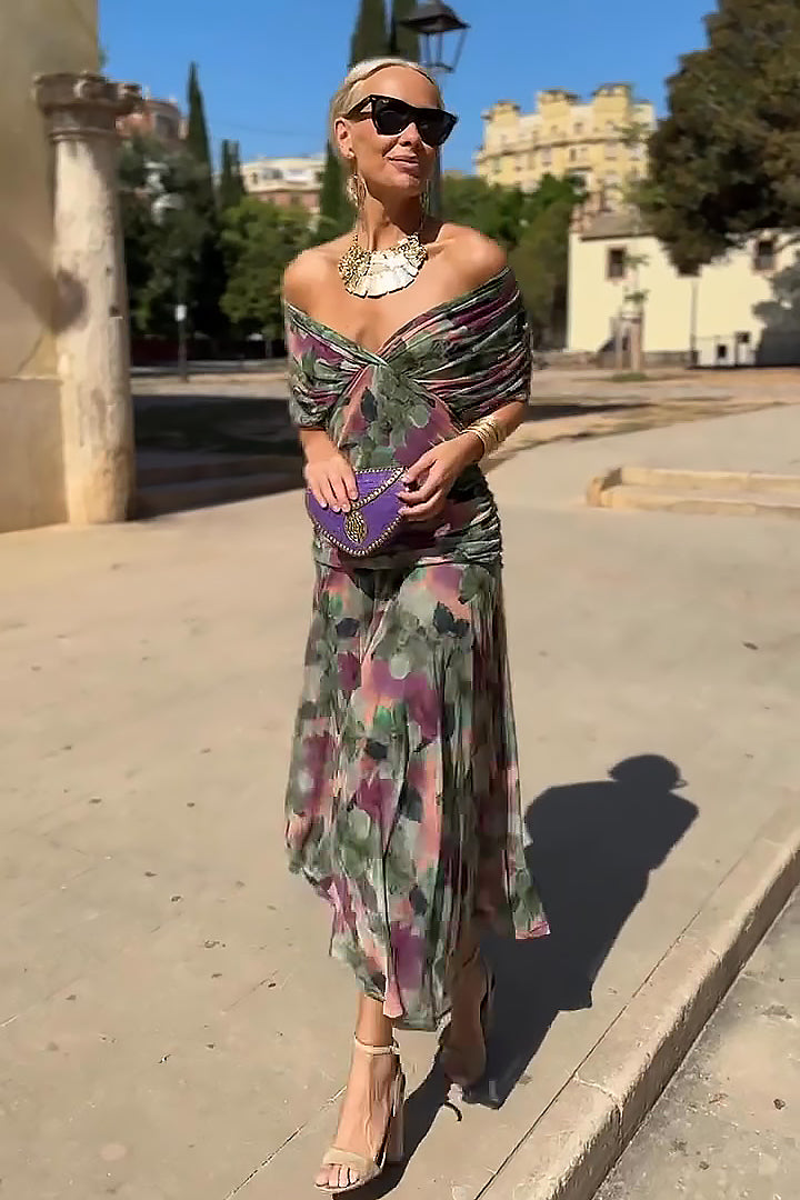 Aveline - Robe maxi cintrée avec décolleté en V