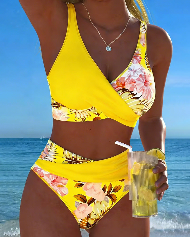 Tanisha - Ensemble de bikini fleuri avec une taille haute