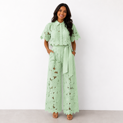 Cynthia - Blouse en dentelle et pantalon