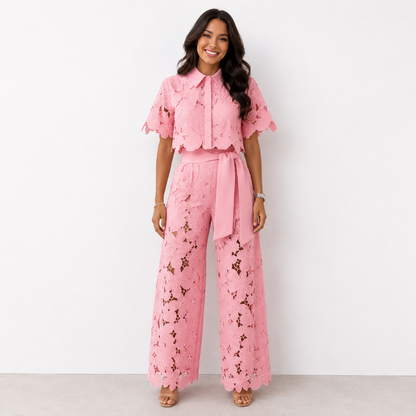 Cynthia - Blouse en dentelle et pantalon