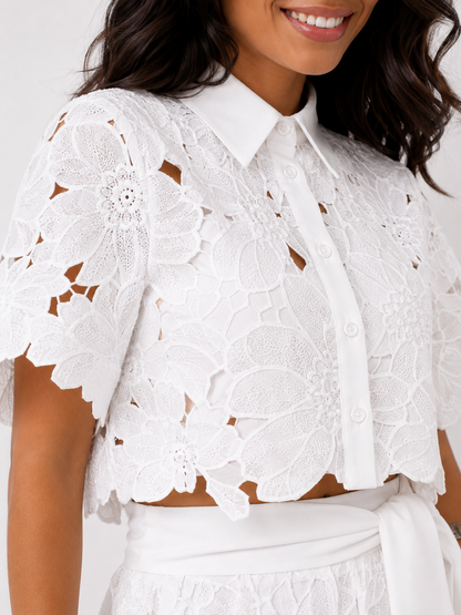 Cynthia - Blouse en dentelle et pantalon