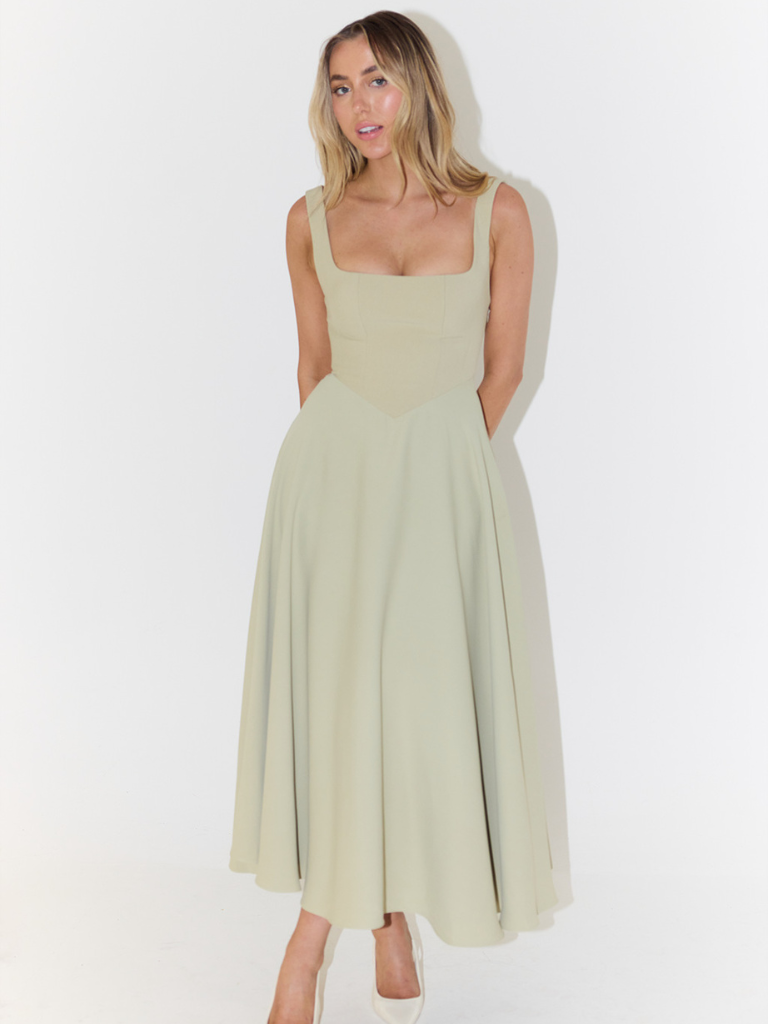 Alta - Robe midi cintrée avec décolleté carré