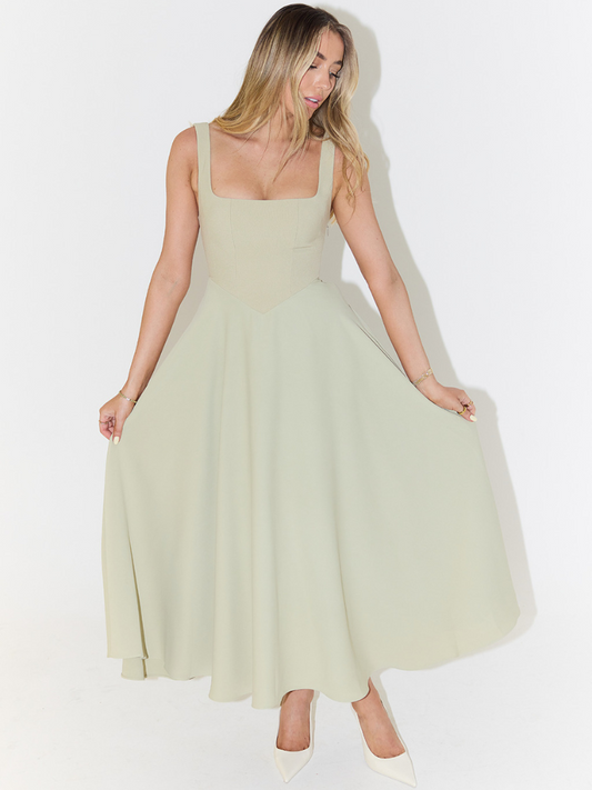 Alta - Robe midi cintrée avec décolleté carré