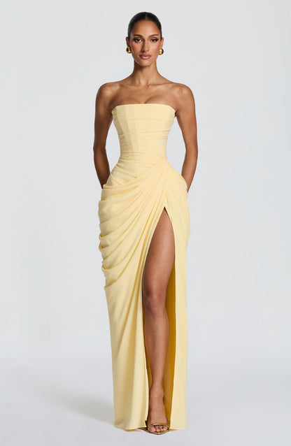 Hannah - Robe maxi drapée avec fente haute