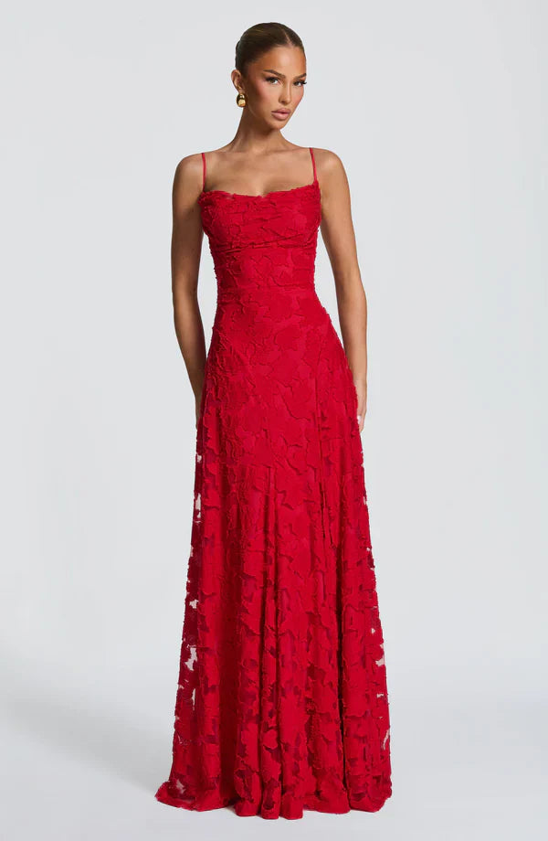 Lysandra - Robe maxi en dentelle ajustée