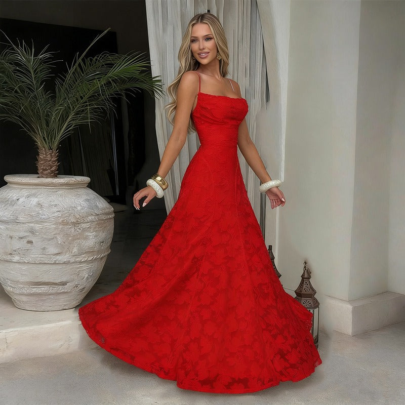 Lysandra - Robe maxi en dentelle ajustée